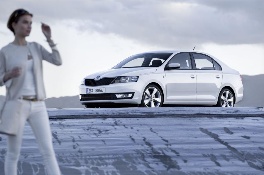  Skoda Rapid 2012 года  (фото 34 из 55)